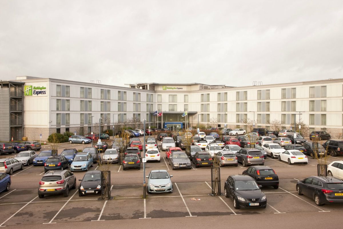 Margaret Mills Info: Stansted Airport Hotels With Free Parking